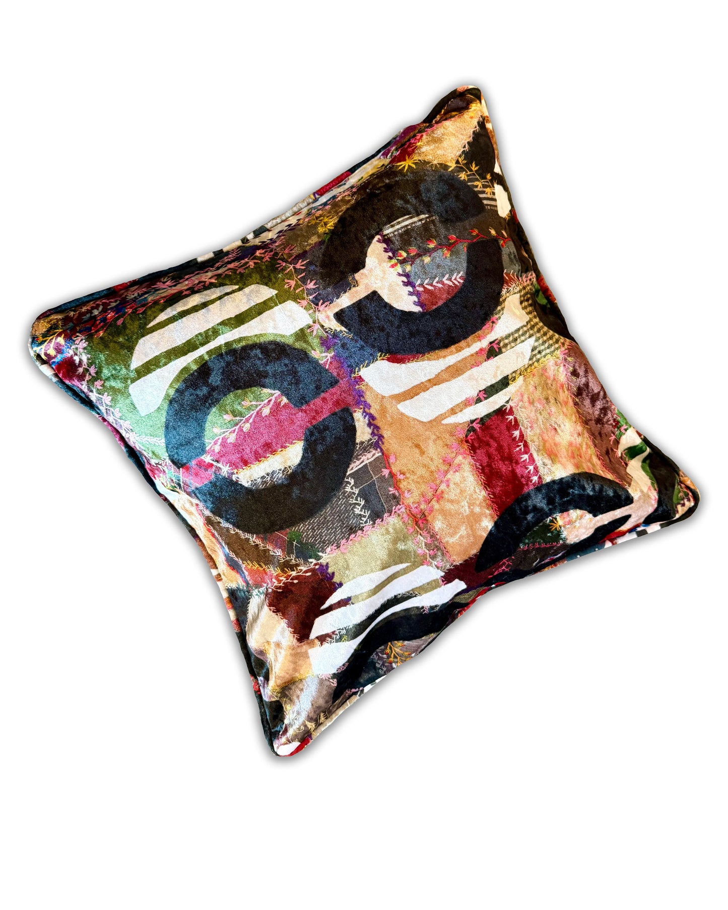 Velvet Circumvent the Traditional Decorative Pillow