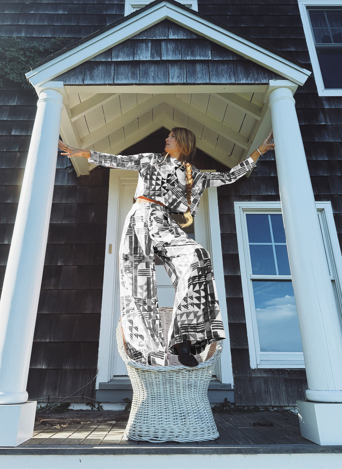 Urban Cross-Over Dolman Sleeve Blouse Black & White