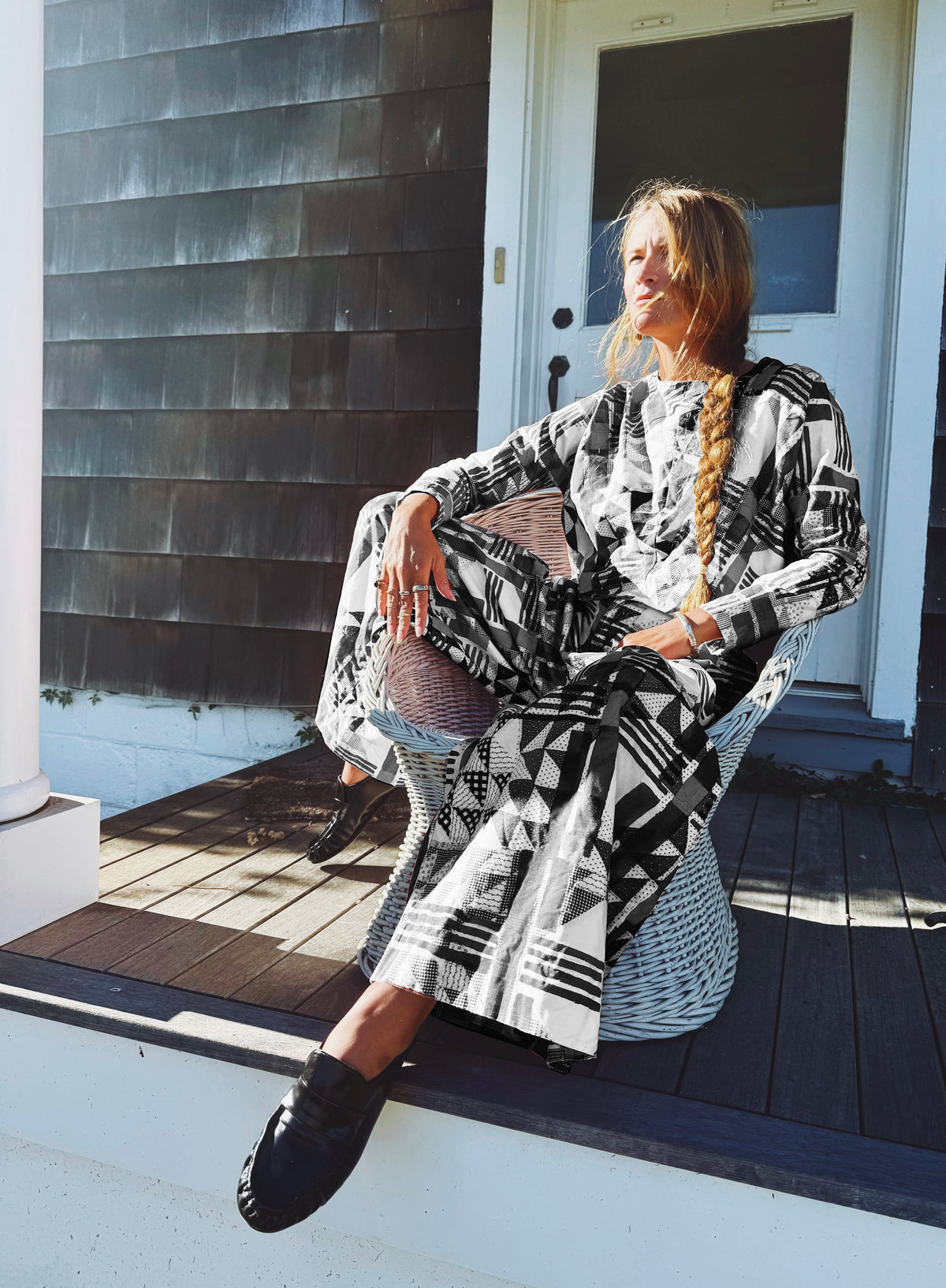 Urban Cross-Over Dolman Sleeve Blouse Black & White