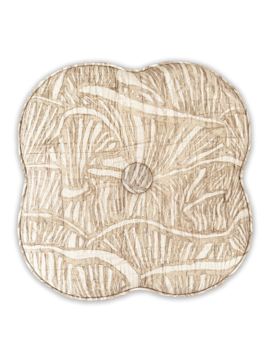 Serene Maximalism Connecting the Dot Ottoman